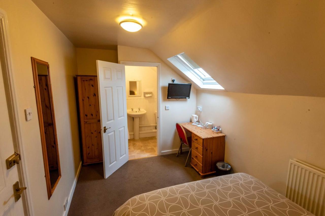 Aarondale Guest House Hartlepool Exteriör bild