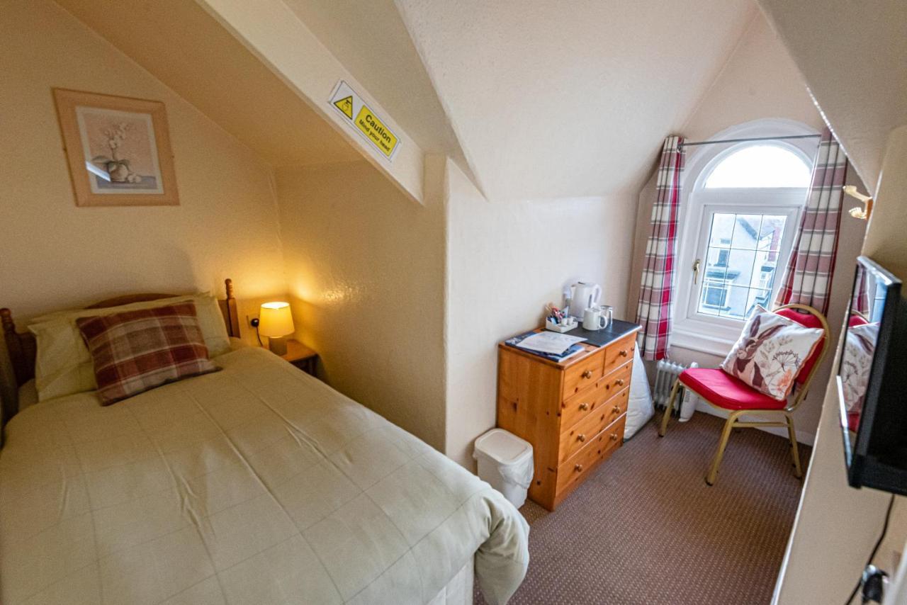 Aarondale Guest House Hartlepool Exteriör bild